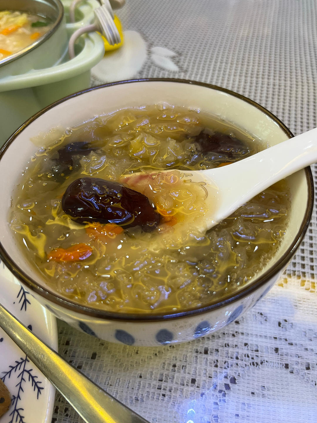 无敌好喝❗️快速熬出胶的银耳羹😋美容又养颜