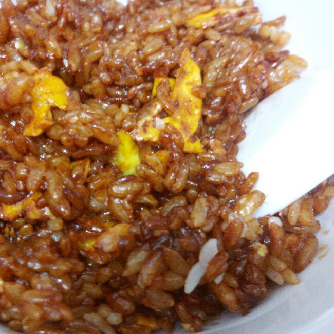 傻瓜版酱油炒饭