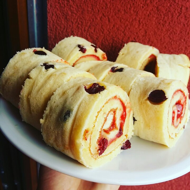 葡萄干蛋糕卷