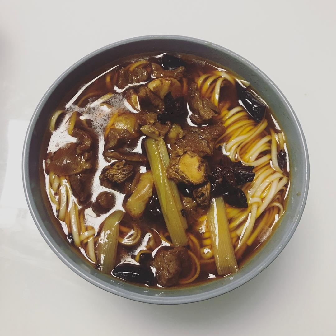 红烧牛肉面