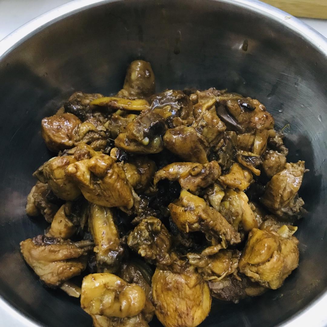 红烧鸡块