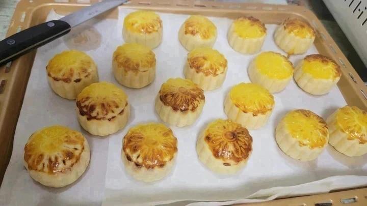 流心奶黄月饼（无吉士粉/转化糖浆版本）【曼食慢语】