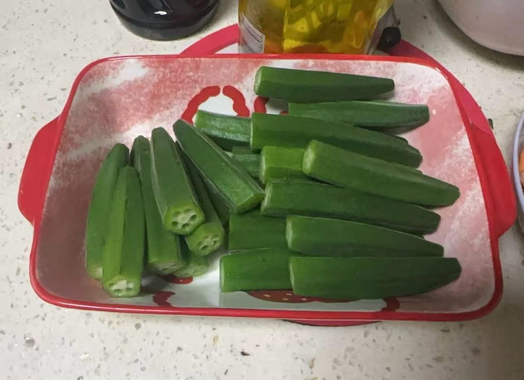 白灼秋葵