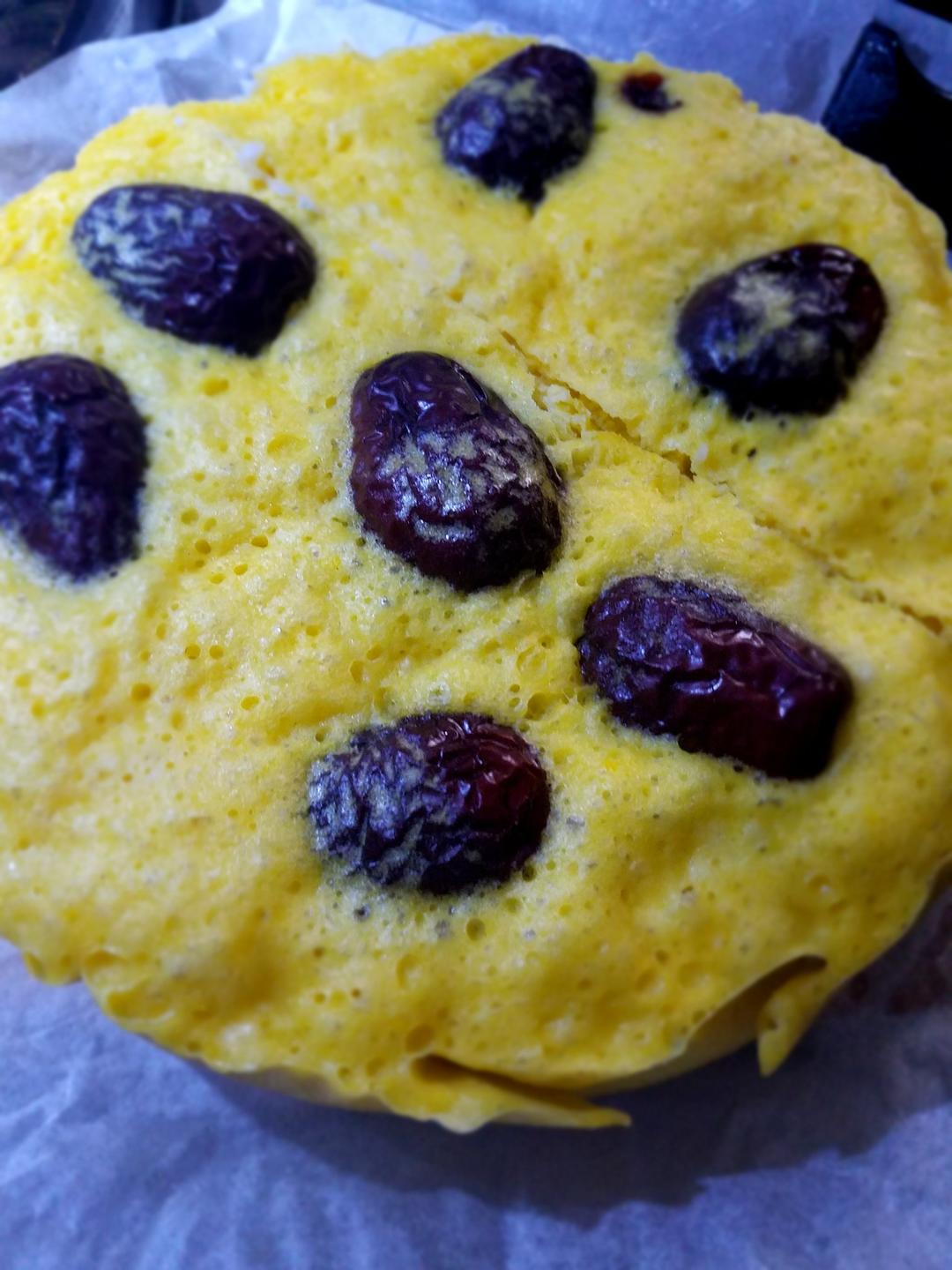 葡萄干玉米面发糕