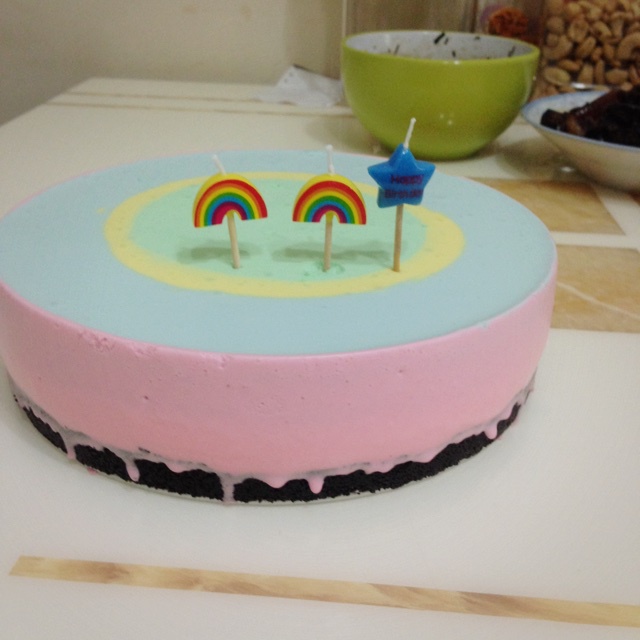 彩虹慕斯蛋糕