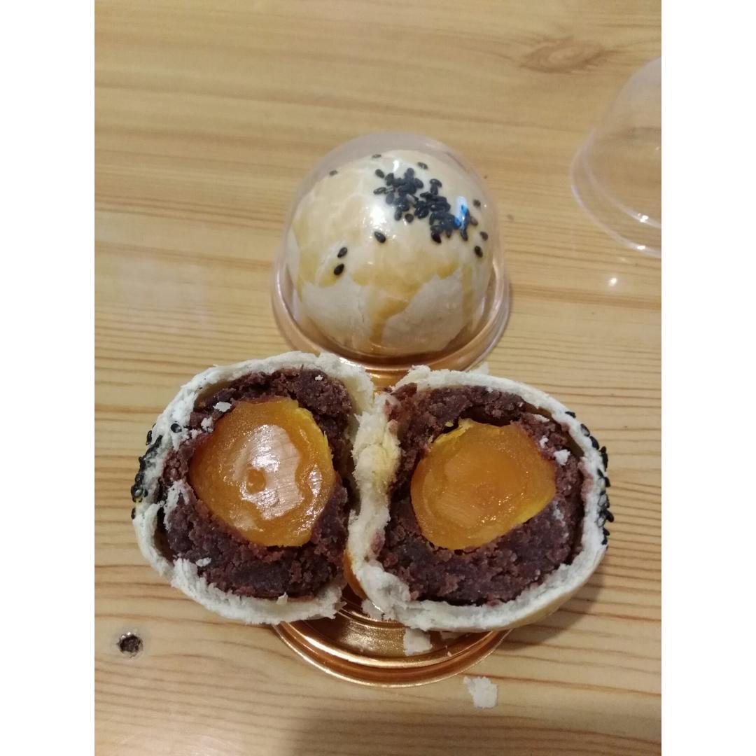 蛋黄酥