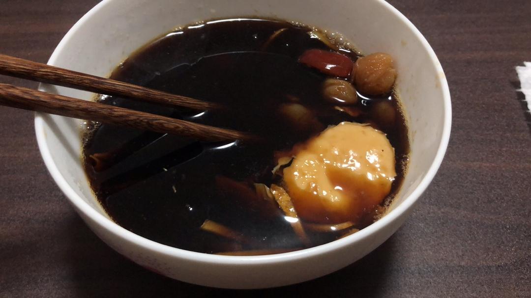 红糖桂圆水煮蛋