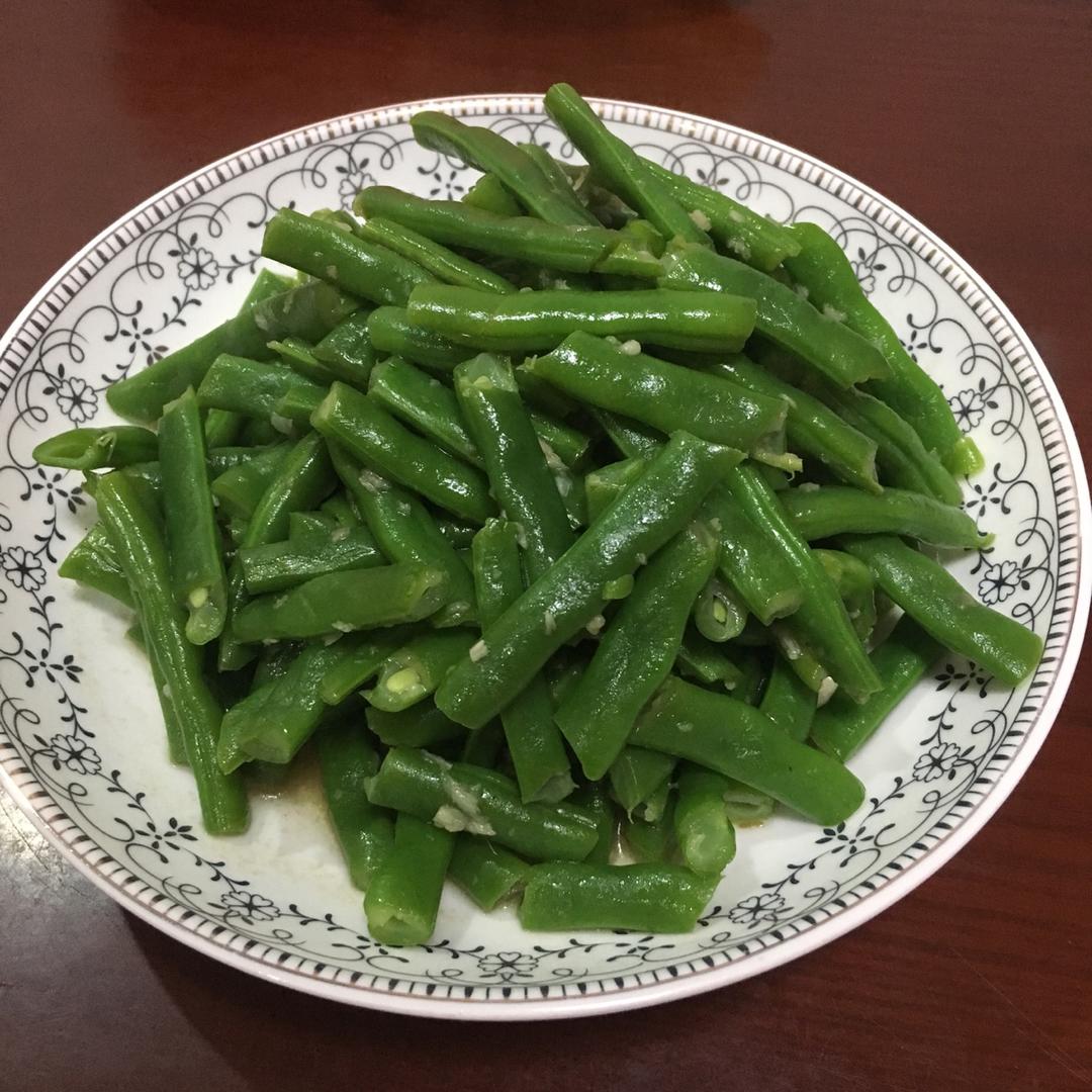 蒜香豌豆荚