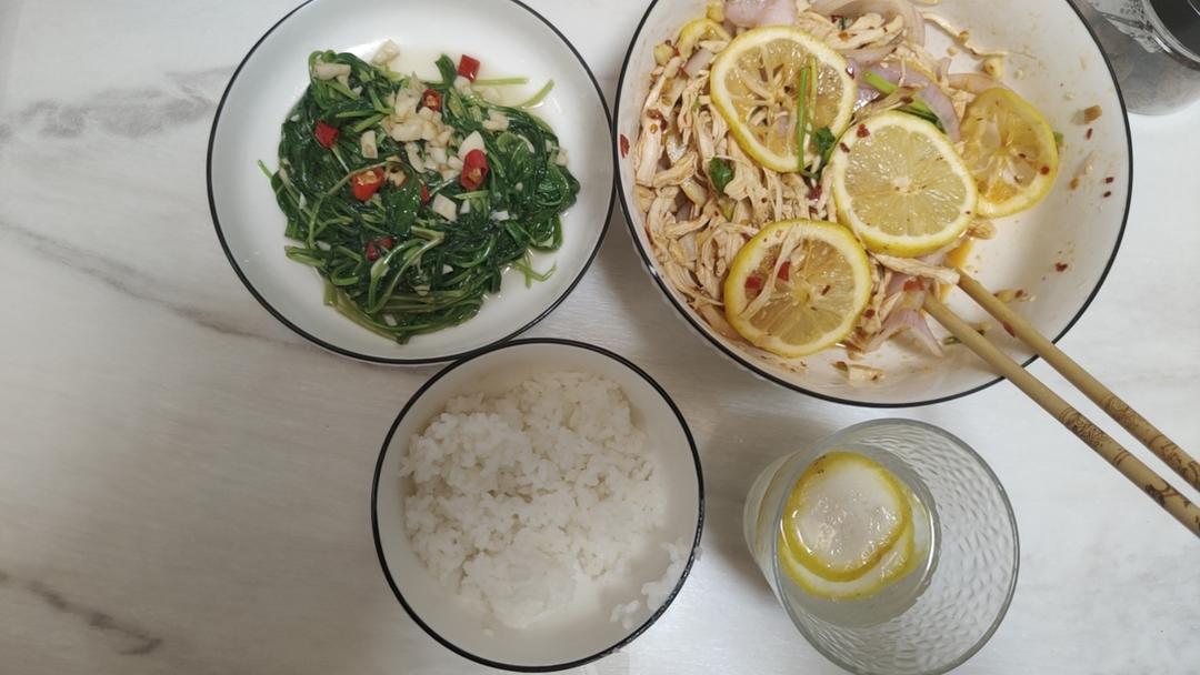 炝炒空心菜（不黑的秘密）