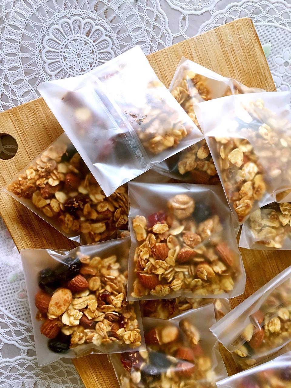 Granola（格兰诺拉麦片）