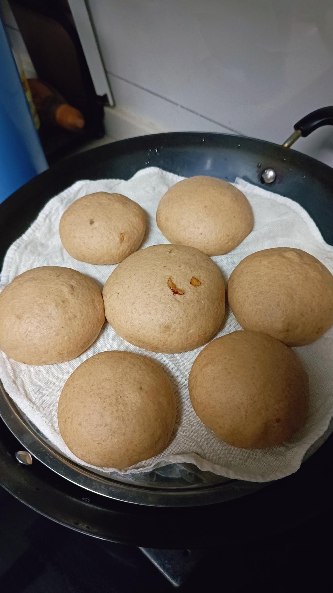 减脂粗粮主食：全麦馒头（黑小麦）