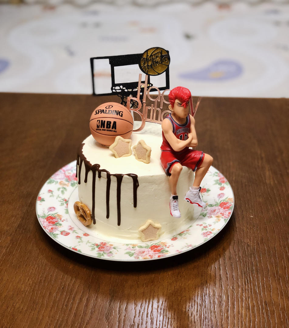 超级简单的味多美同款生日蛋糕（6寸），新手也能高度还原