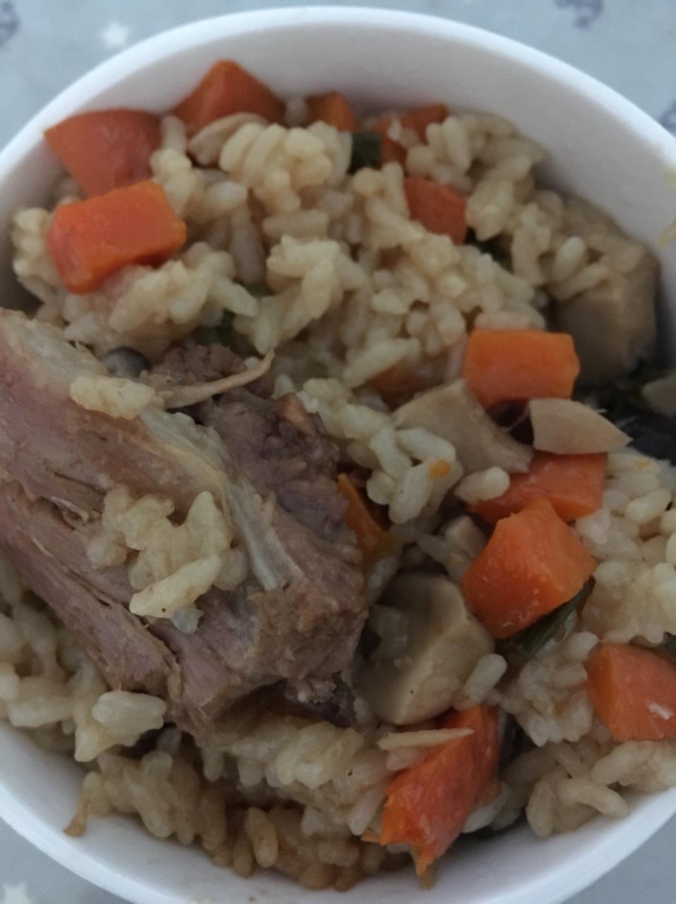 喷香排骨焖饭（爆好吃）