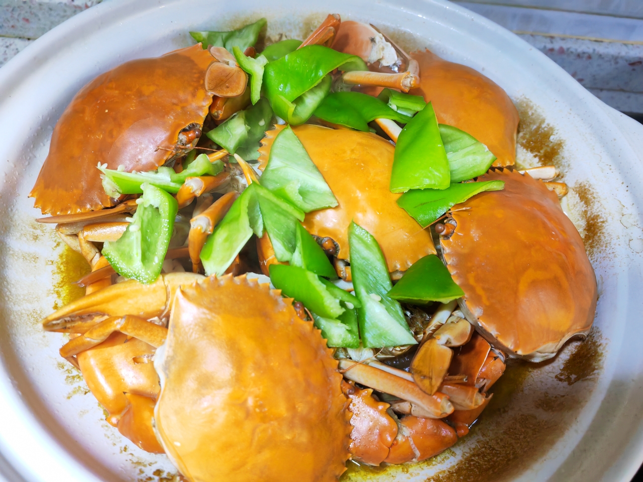 超级简单又好吃的砂锅焗青蟹的做法