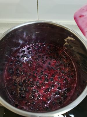 自制蓝莓酱的做法 步骤3