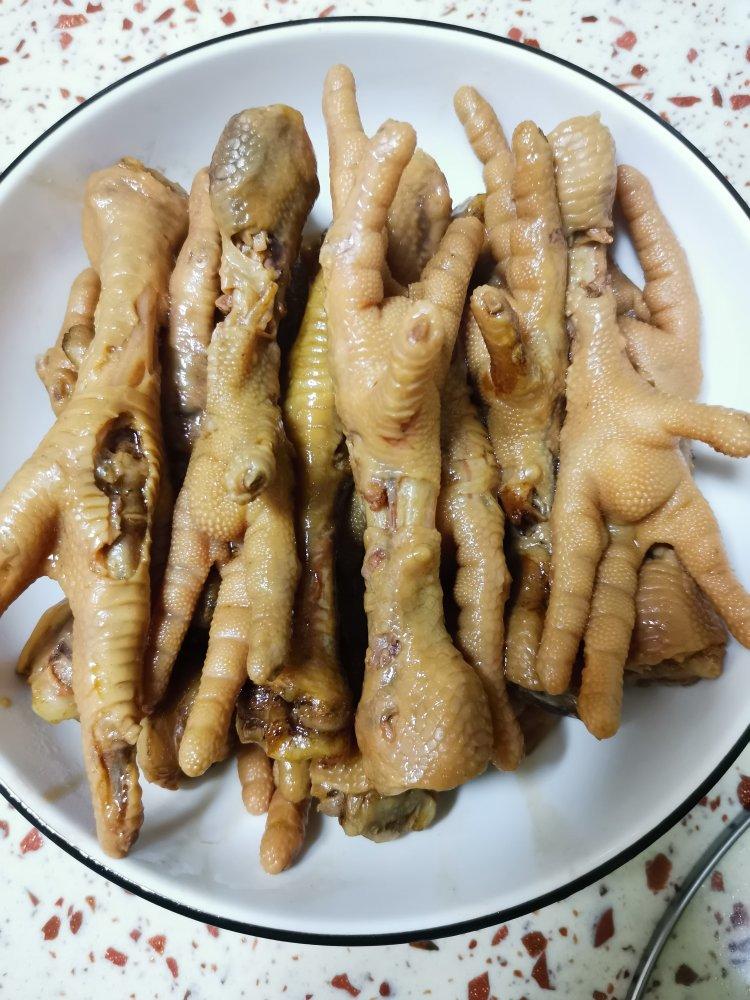 卤鸡爪子