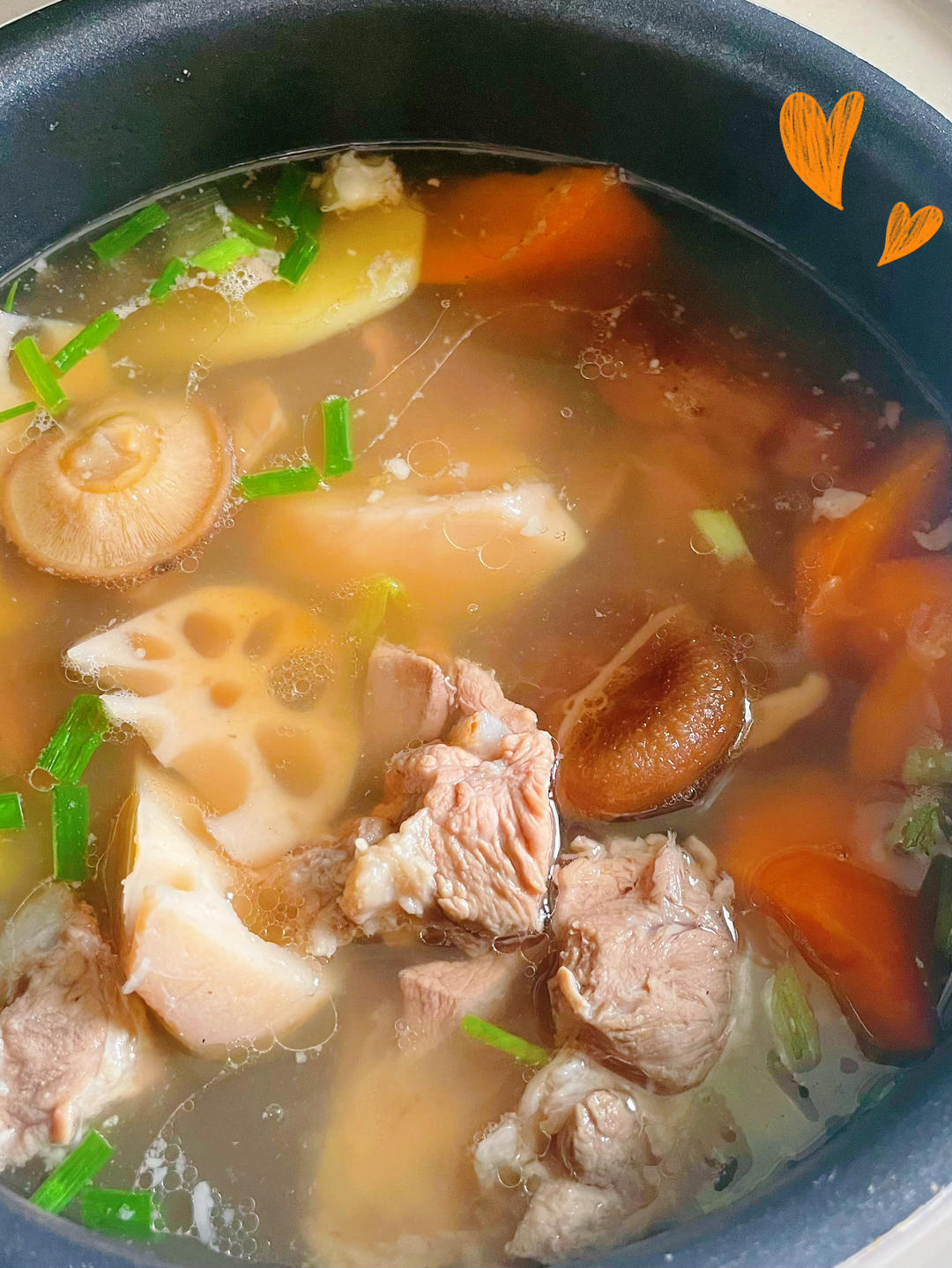 湖北菜肴 排骨藕汤