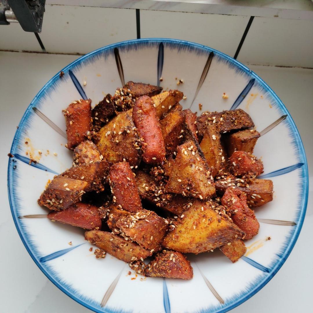 香辣孜然土豆火腿肠～秒杀烧烤店！！