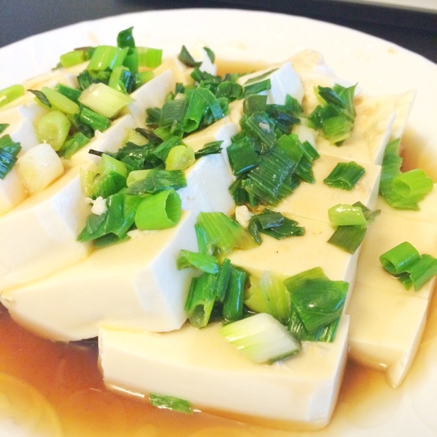 懒人版小葱拌豆腐