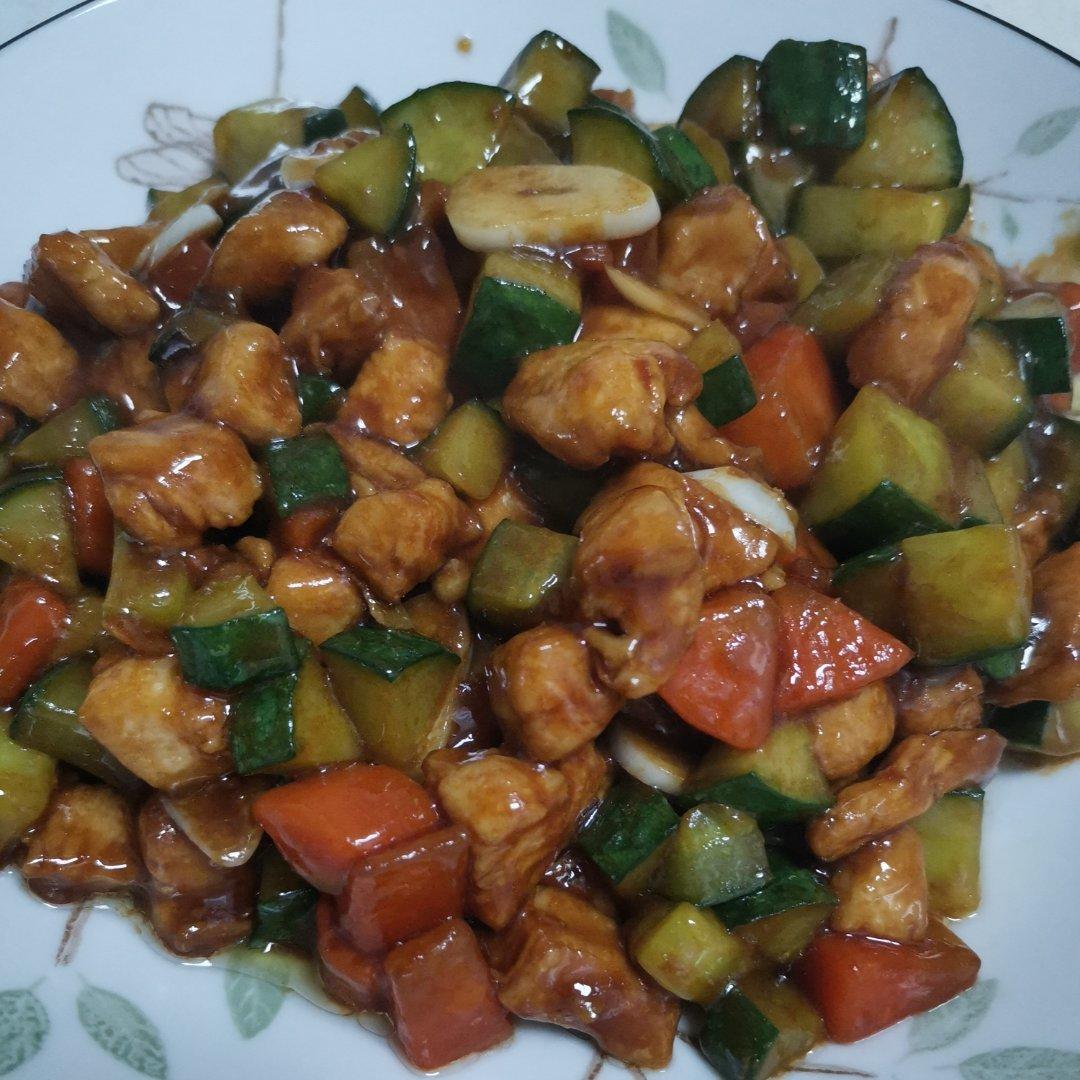 黄瓜鸡丁