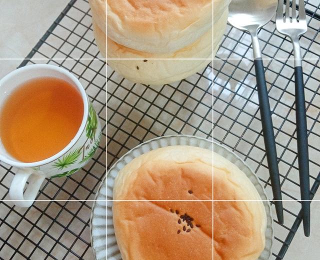 日式菜干墨鱼肠面包的做法