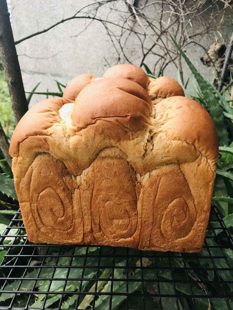 奶茶吐司