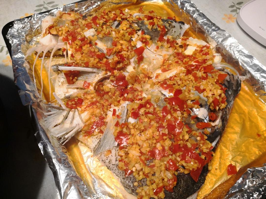 不用开火的剁椒鱼头（鱼头不腥）（蒸烤箱版）的做法