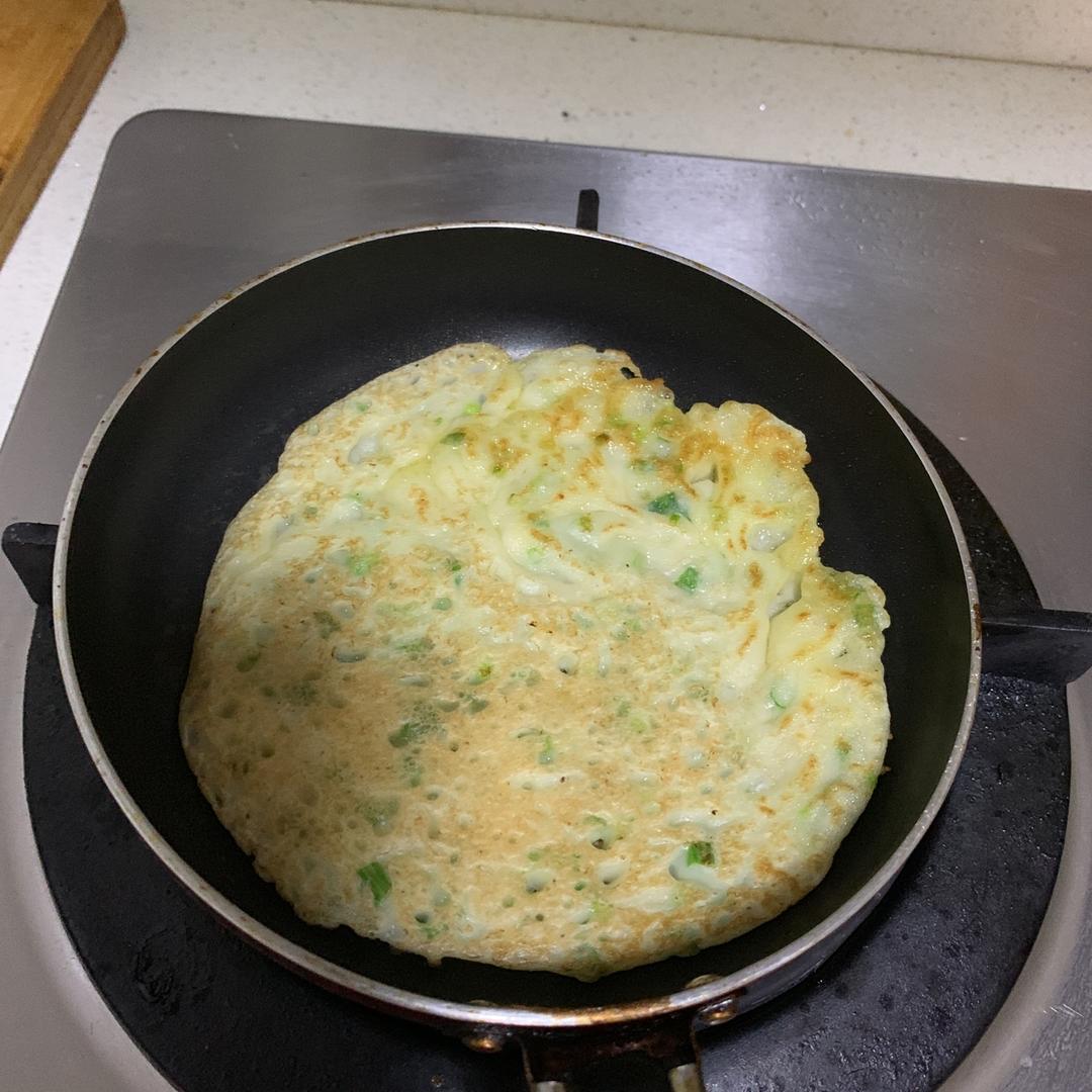 快手鸡蛋葱花煎饼