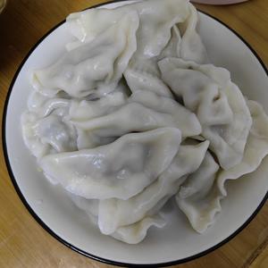 猪肉芹菜饺子🥟的做法 步骤5