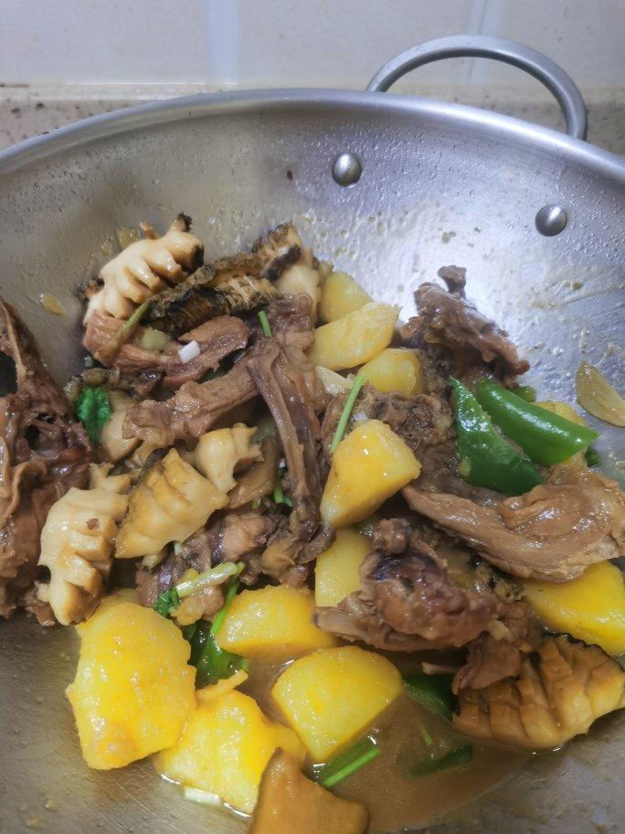 鲍鱼鸡翅煲（家庭版）