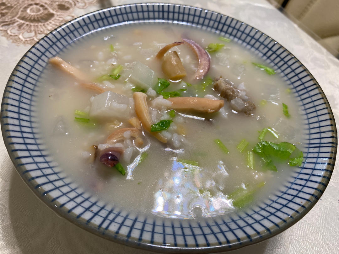 白萝卜粥                健胃粥 美容粥