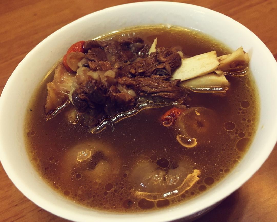 广式滋补羊肉汤的做法