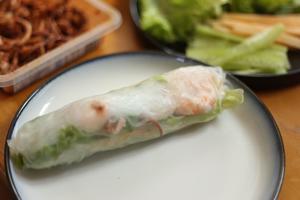 越南鲜虾春卷的做法 步骤10