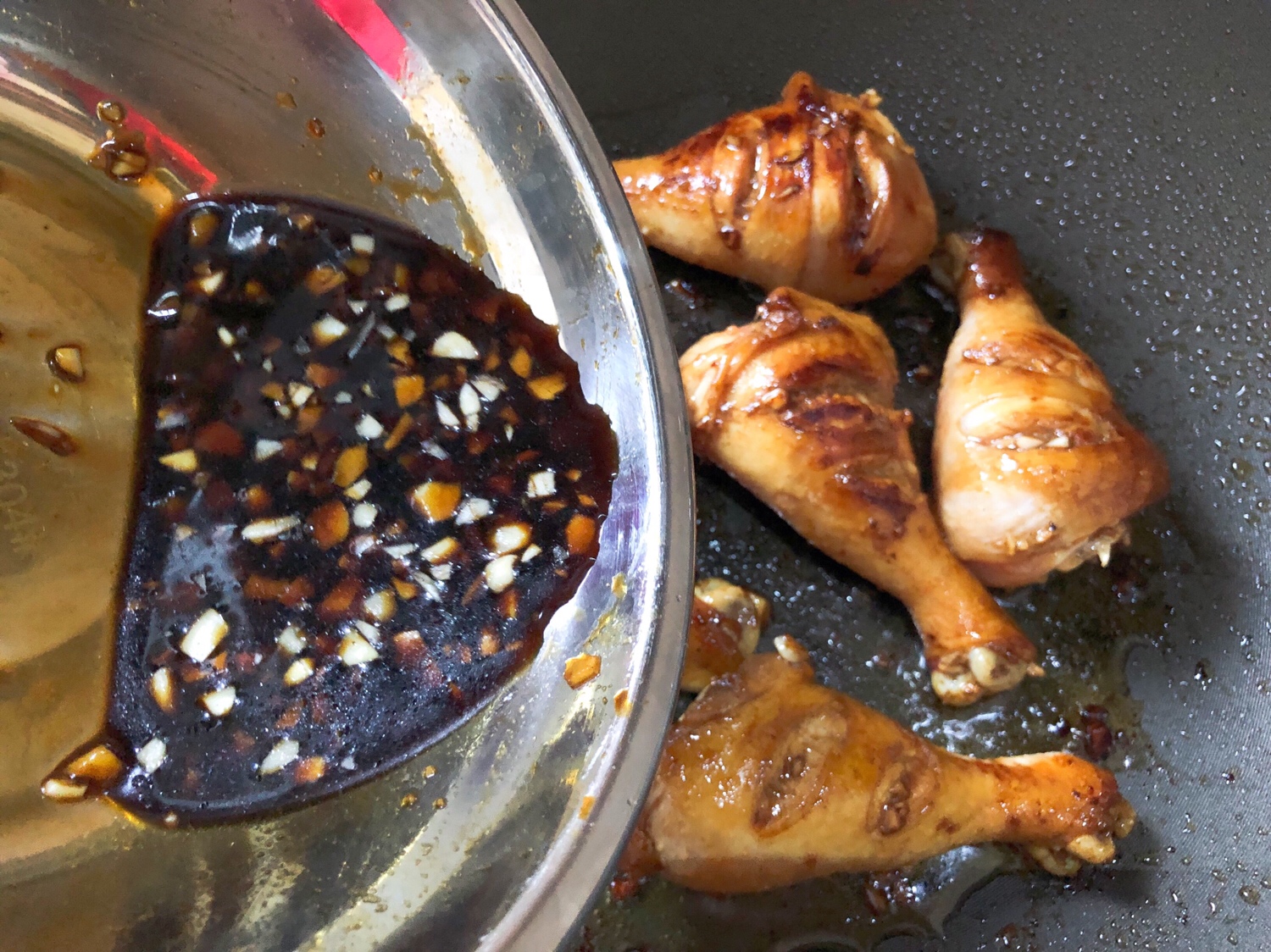 ㊙️年夜饭必备👉肉嫩多汁的蒜香蜂蜜鸡腿❗️❗️的做法 步骤12