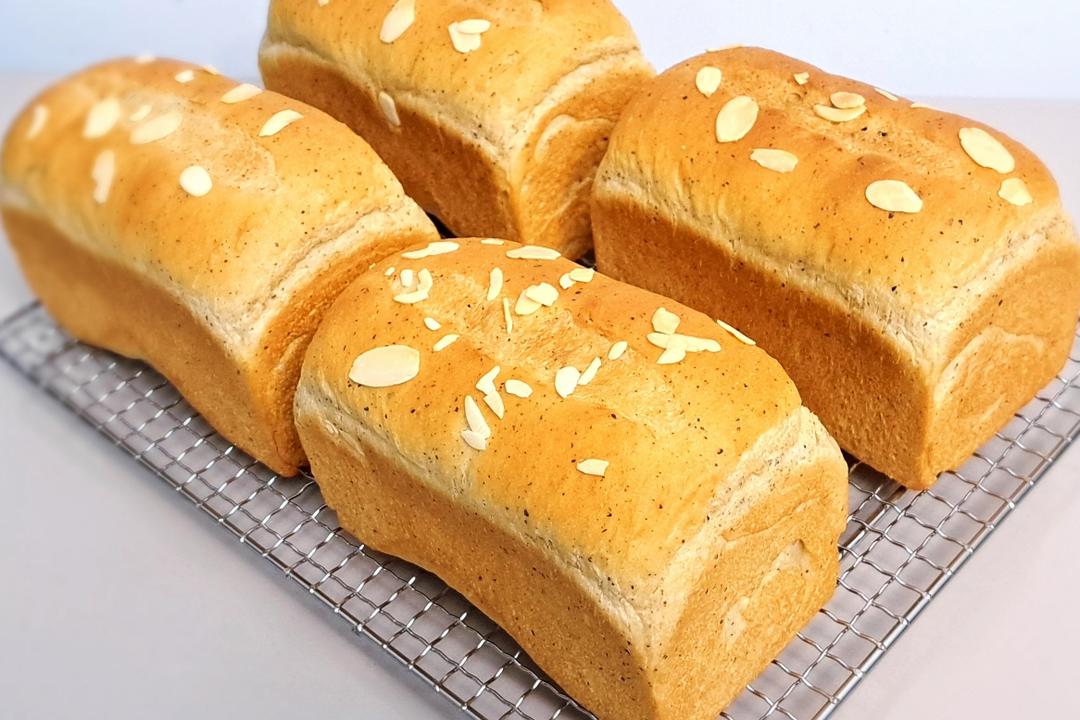 伯爵红茶白桃吐司