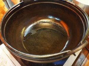 豆酱焗大闸蟹的做法 步骤1