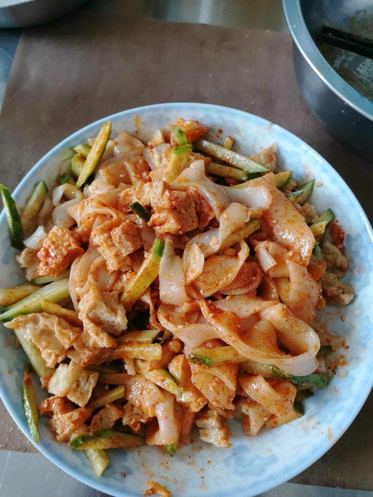 凉皮～好吃易做筋道凉皮