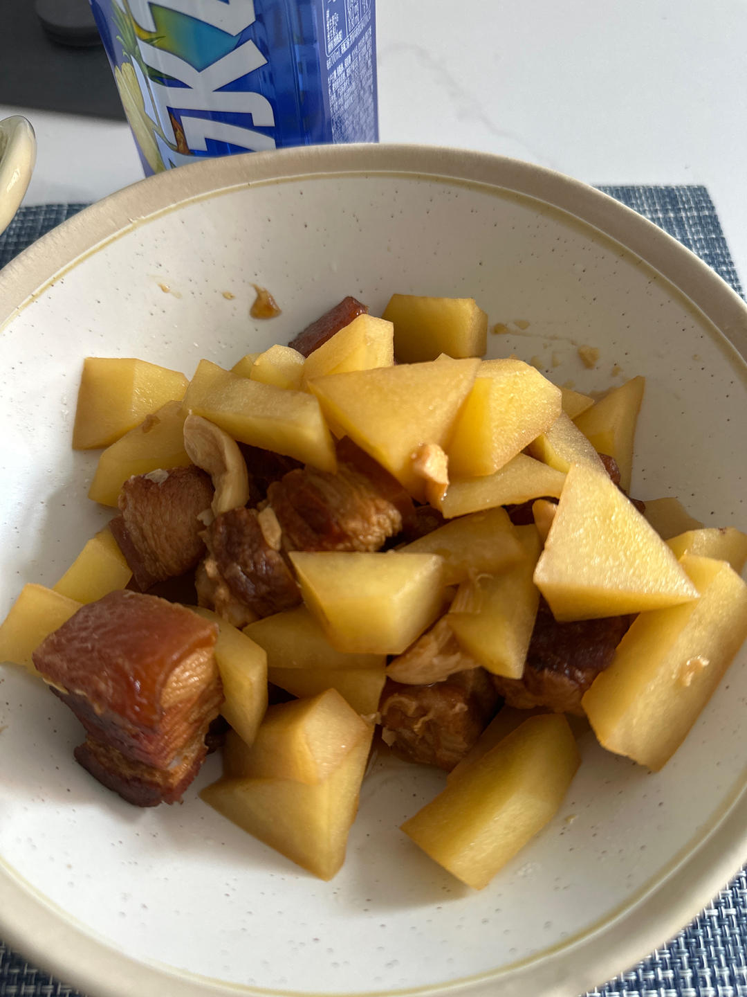 红烧肉炖土豆（丝毫不腻）