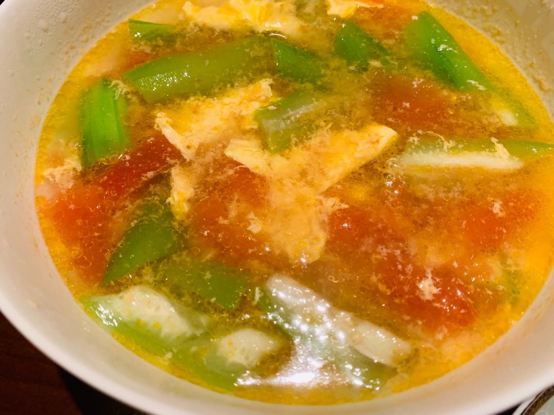 番茄丝瓜鸡蛋汤