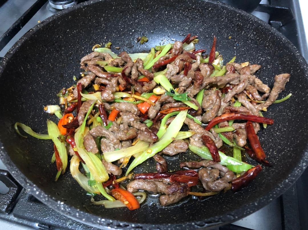 小炒牛肉