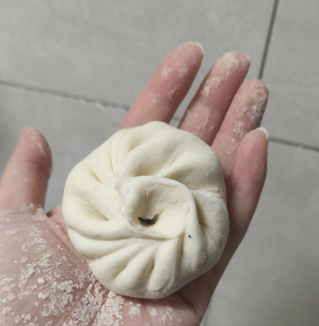 油菜香菇菜包