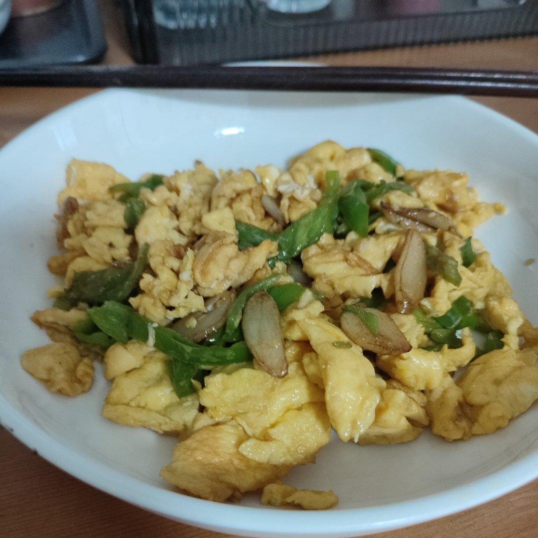 下饭神器尖椒炒鸡蛋