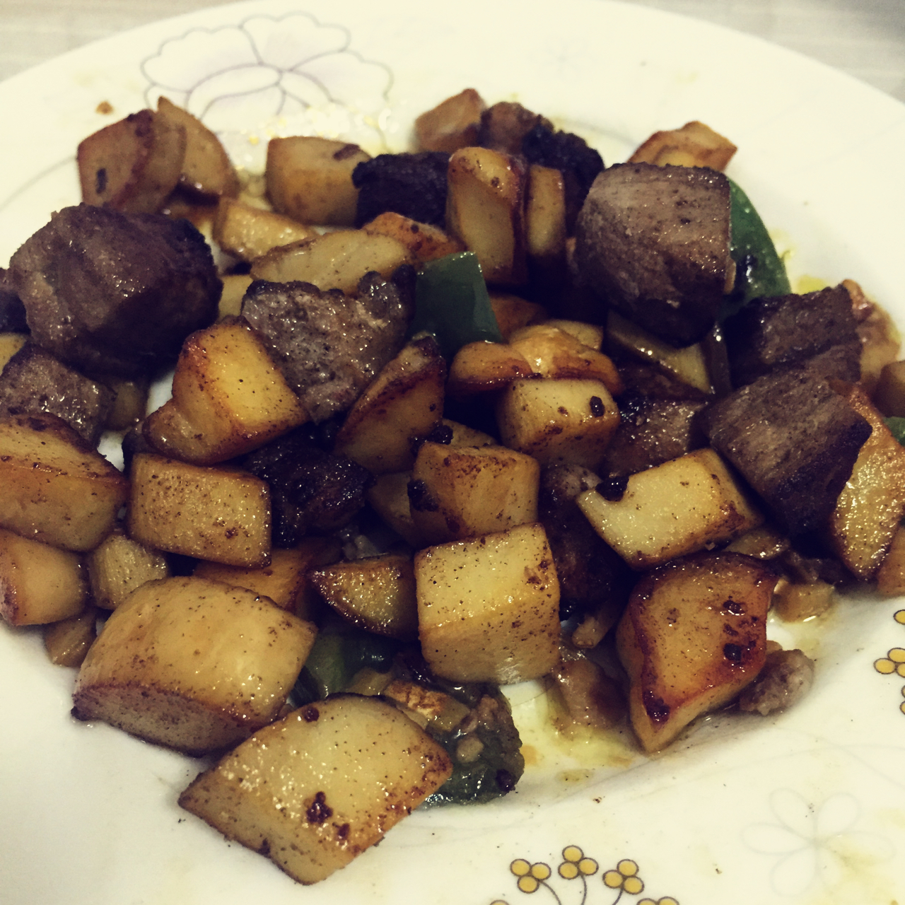 黑胡椒杏鲍菇牛肉粒