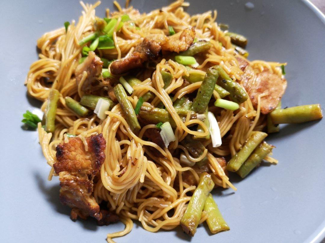 豆角焖个面