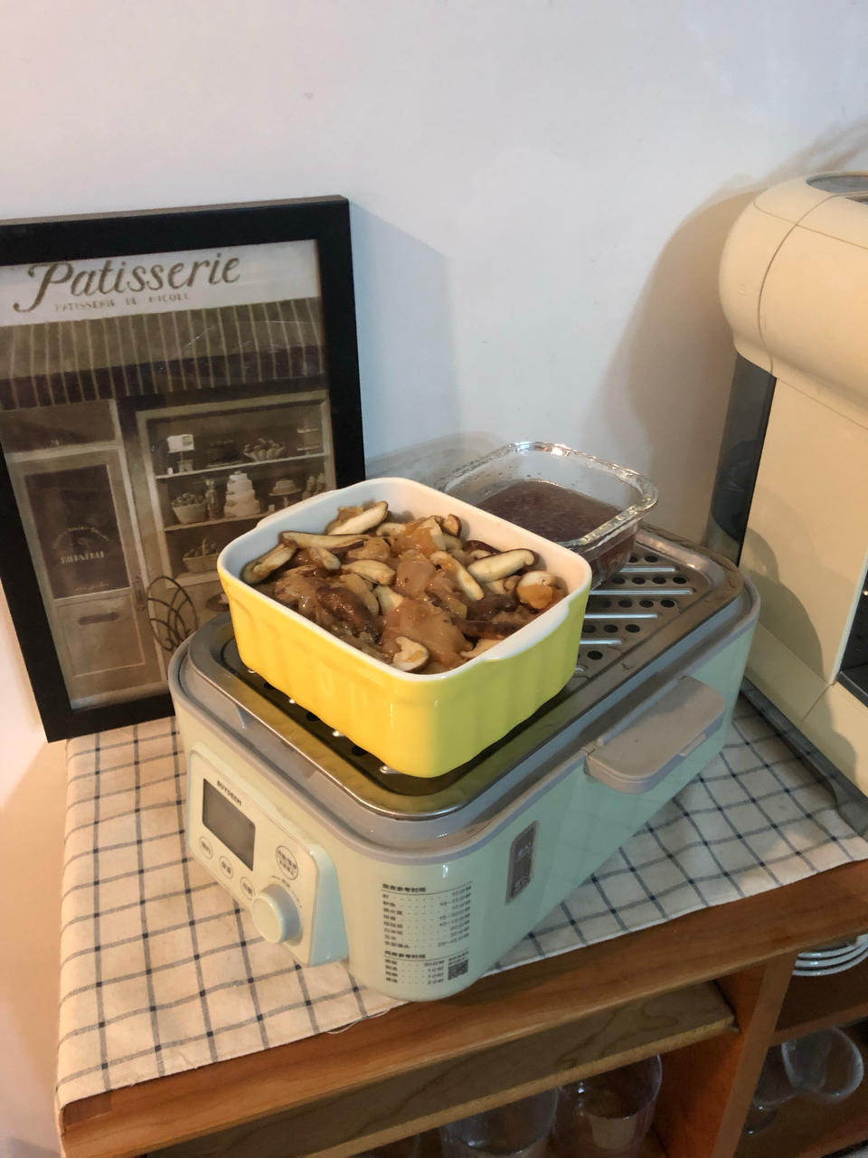 益母草乌鸡汤&蒸剁椒蒜蓉茄子【2月北鼎蒸炖锅食谱】