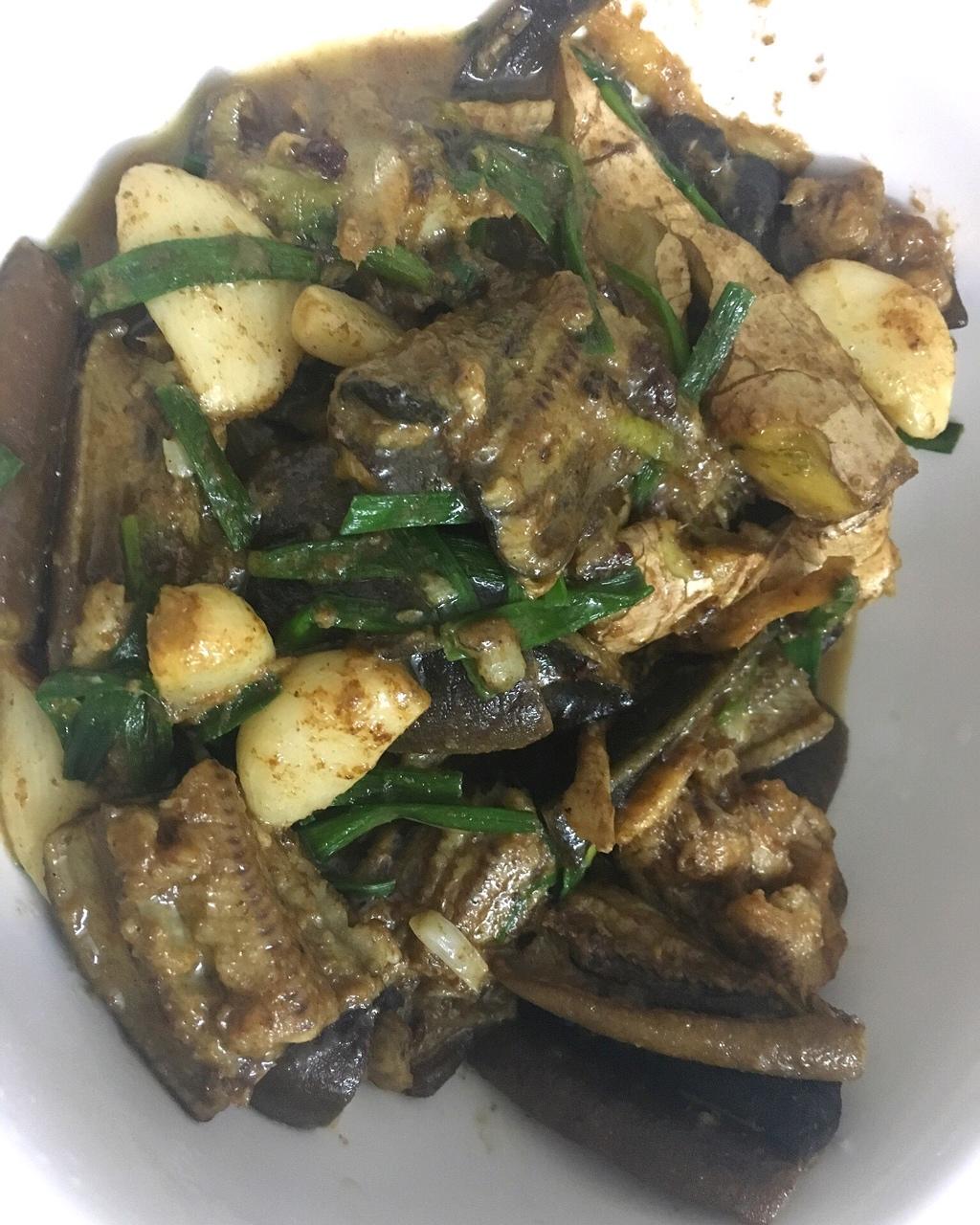 大蒜烧鳝鱼