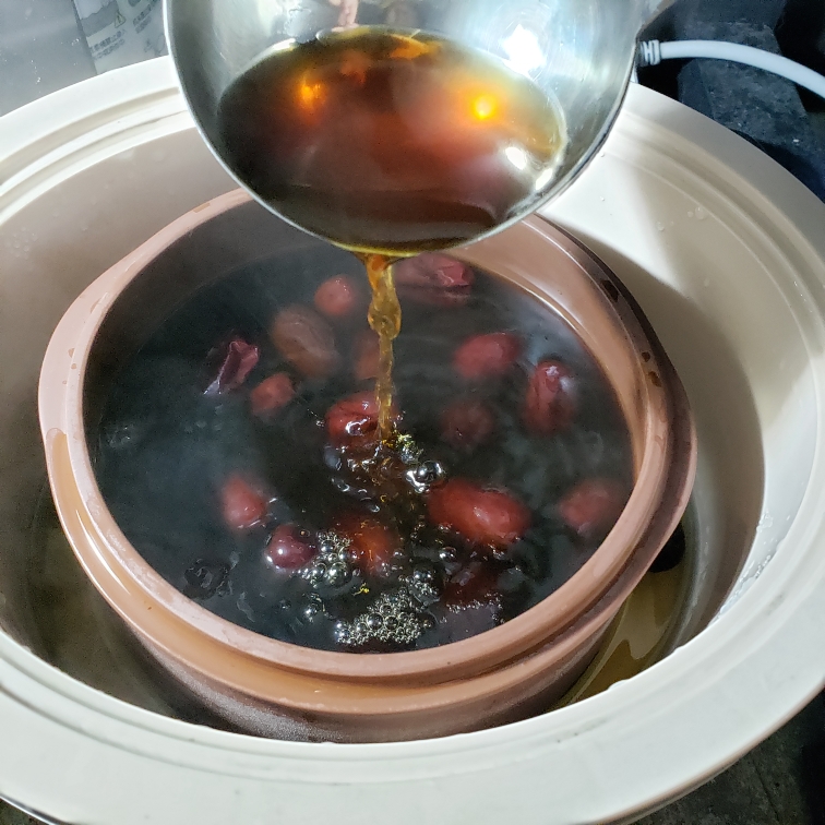 暖暖红枣茶的做法