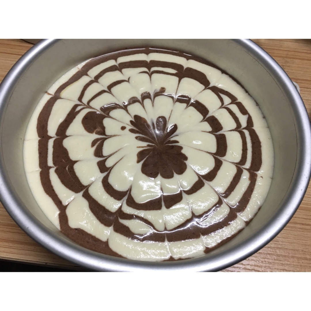 双色拉花戚风蛋糕