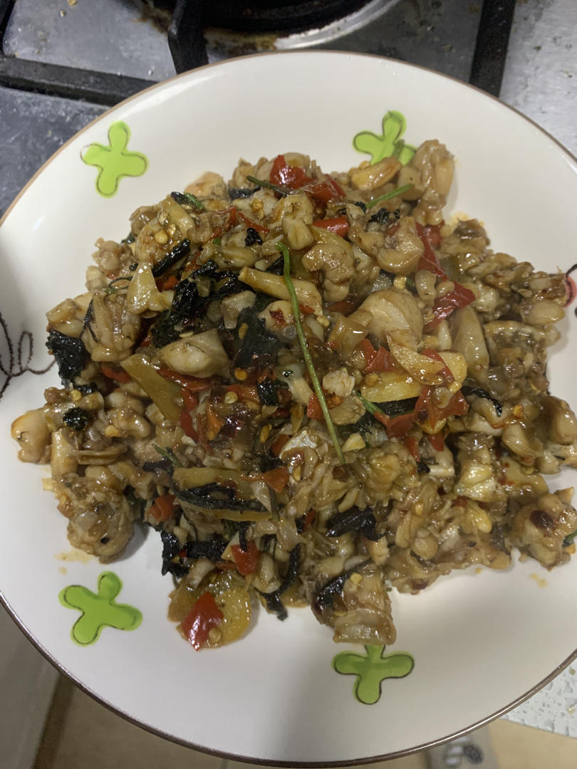 紫苏剁椒牛蛙