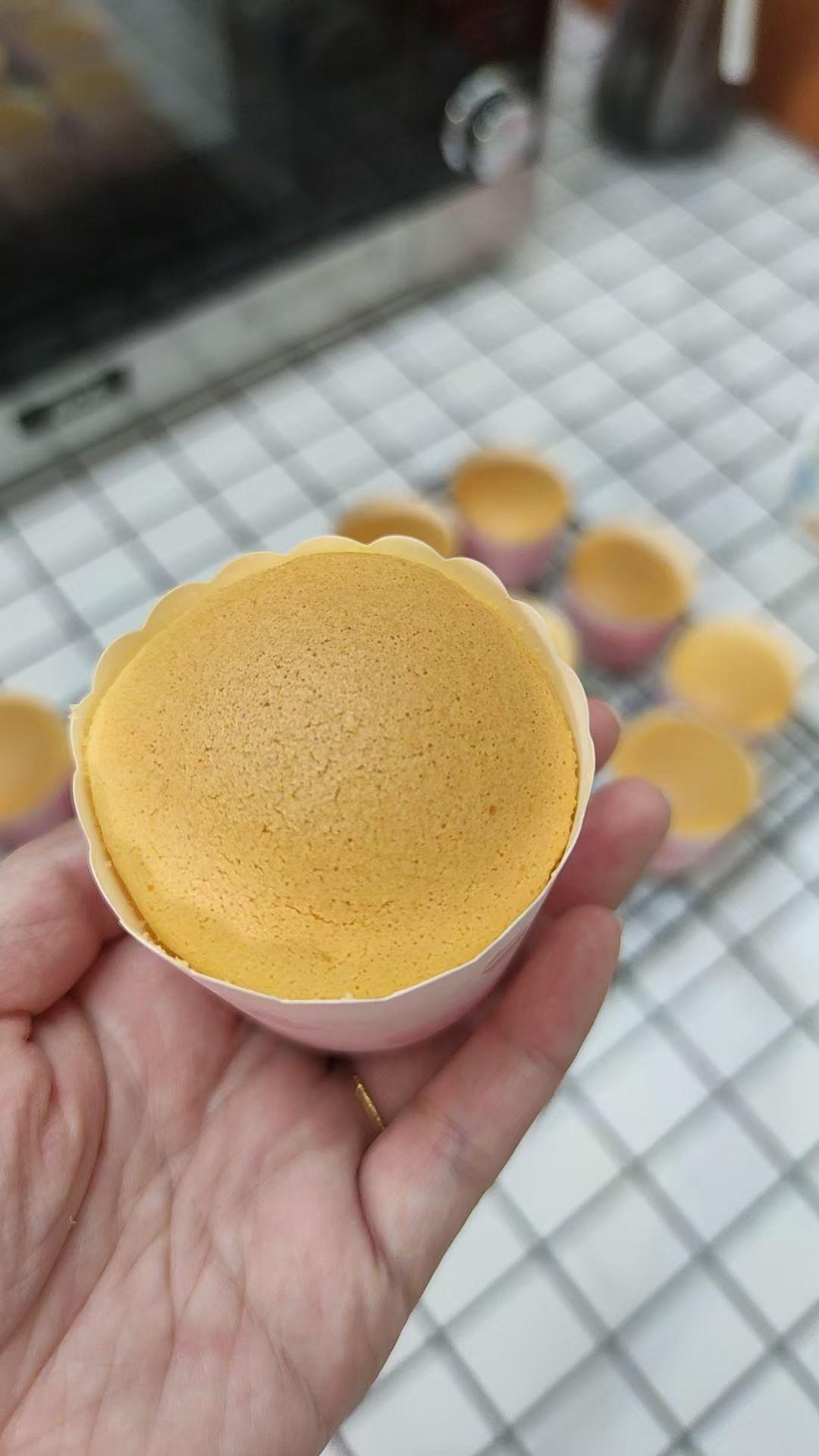 戚风小纸杯蛋糕